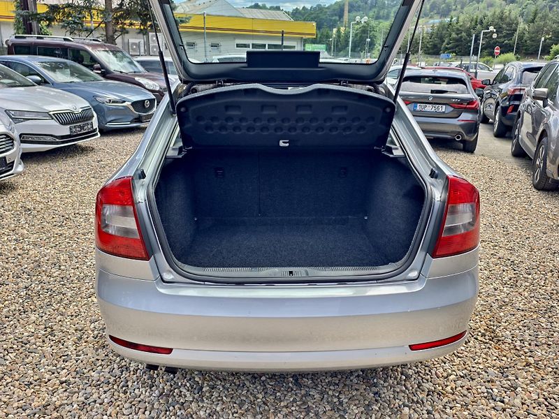 Škoda Octavia 1.4 TSi 90kW, KLIMA, ČR - fotka 12 z 19