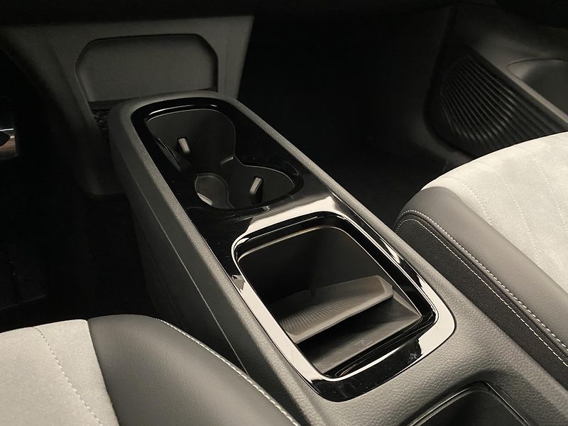 Volkswagen ID.3 PRO PERFORMANCE REZERVACE - fotka 26 z 60