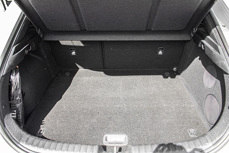 Kia Ceed - fotka 38 z 39