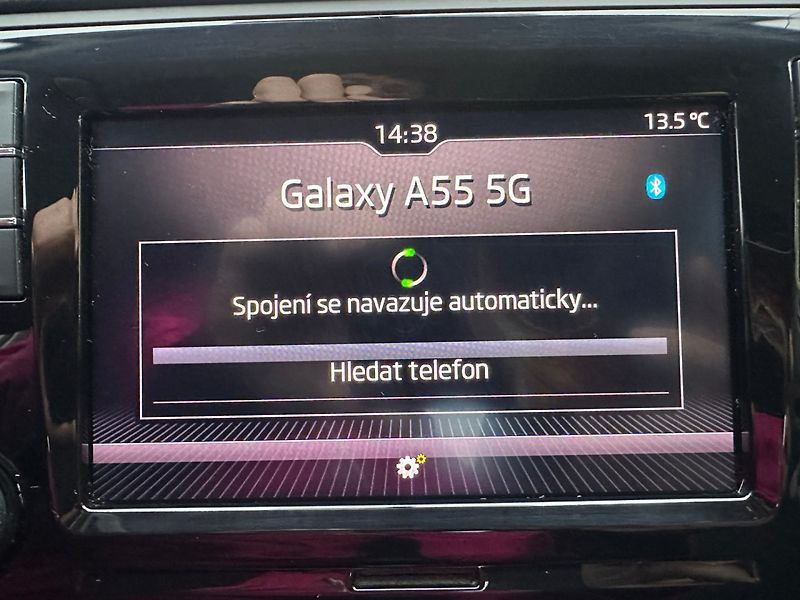 Škoda Rapid 1.4 TSI DSG/1MAJ/CZ/DPH/Výhřev - fotka 27 z 37