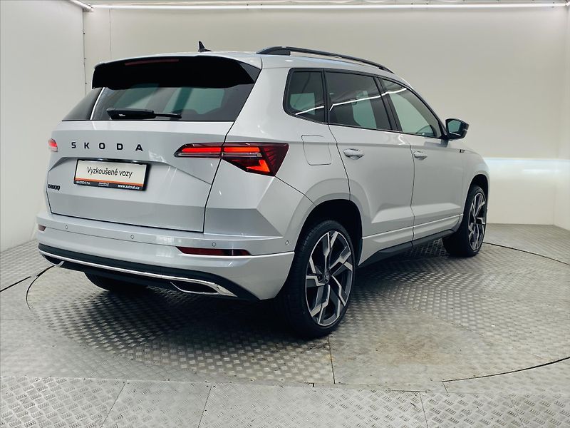 Škoda Karoq 2,0 TDI 110kW DSG SportLine - fotka 2 z 28