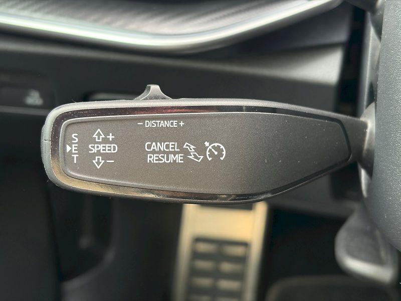 Škoda Superb (2025) DSG 2.0 TDI / 110kW / SPORTLIN - fotka 20 z 35