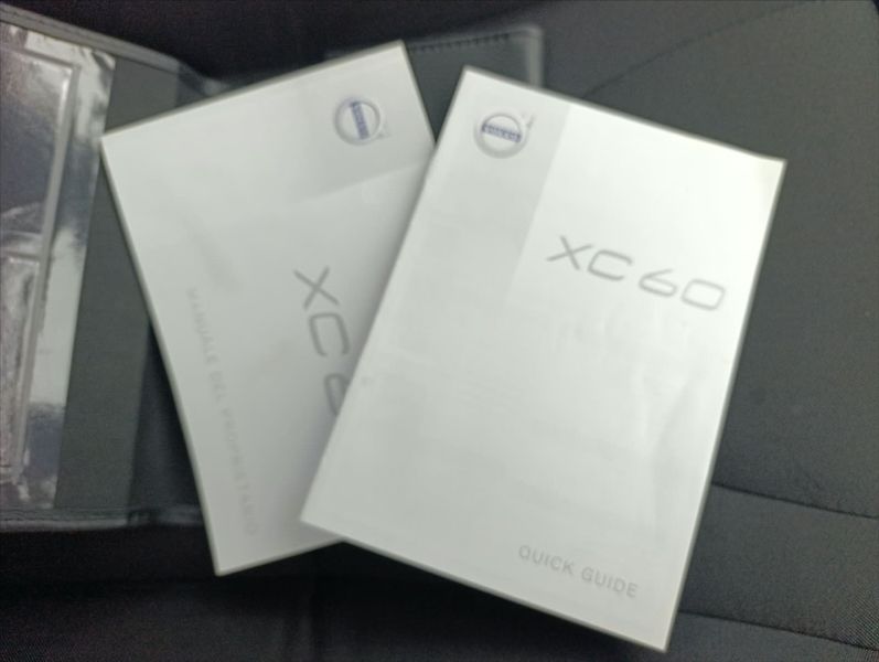 Volvo XC60 2,4 D4 REZERVACE Automat.4x4,N - fotka 32 z 32