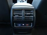 Volkswagen Passat (2017) 2.0 TDI, Automat, Kůže - náhled 23