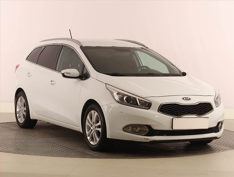 Kia Ceed (2015) 1.4 CVVT, ČR,1.maj, Navi - fotografie inzerátu