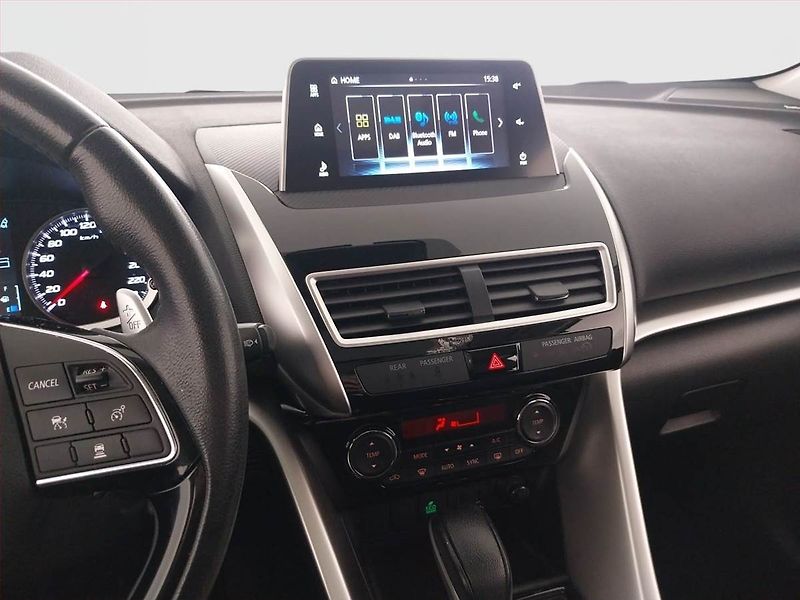 Mitsubishi Eclipse Cross (2019) Instyle 1.5 T-MIVEC, 4X4 - fotka 12 z 23