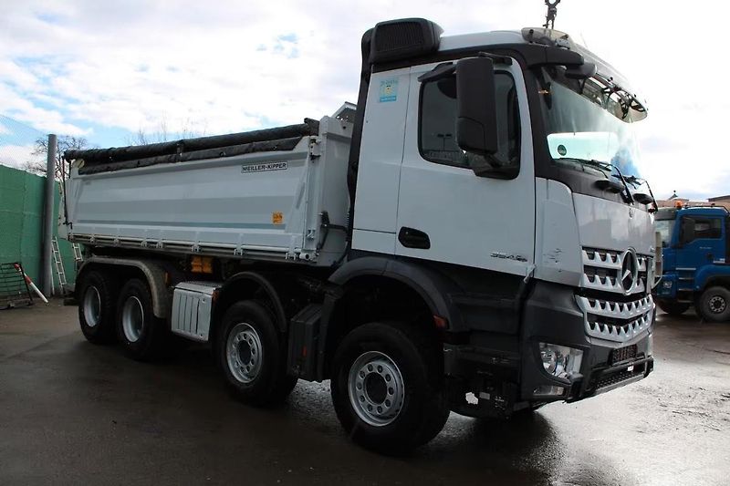 Mercedes-Benz AROCS 3548 8x4 BORDMATIC - fotka 3 z 12