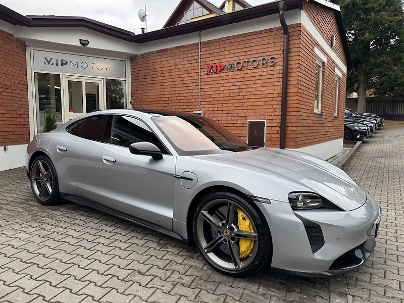 Porsche Taycan TURBO S-CARBON-MASÁŽE-BURMESTE - fotka 7 z 38