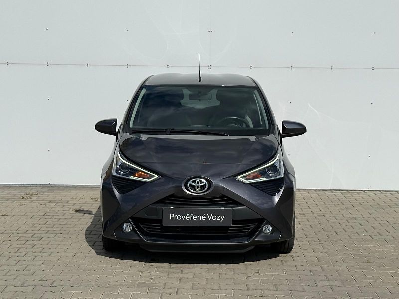 Toyota Aygo 1.0 VVT-i X-Play Style - fotka 4 z 27