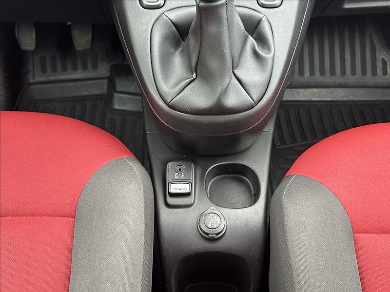 Fiat Panda 1,3 JTD 75PS  Pop 4x4 - fotka 28 z 49