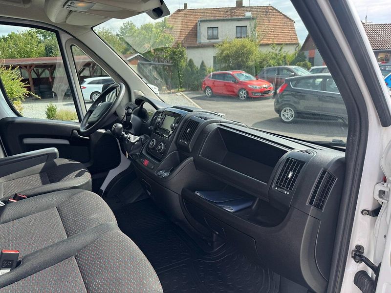 Peugeot Boxer (2021) L1H1 2.2HDi 88kW - fotka 23 z 29