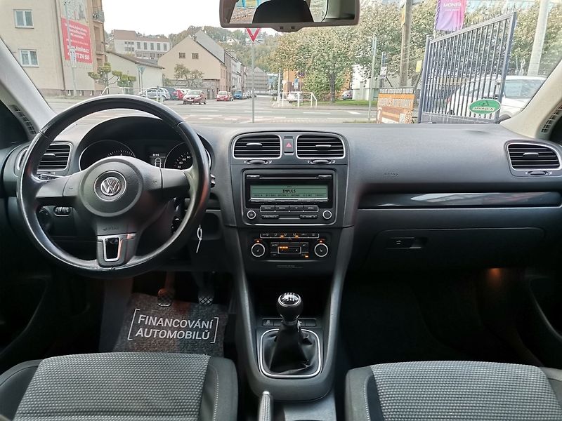 Volkswagen Golf (2011) 1.4TSi 90kw Temp AC PDC Tažné - fotka 10 z 27