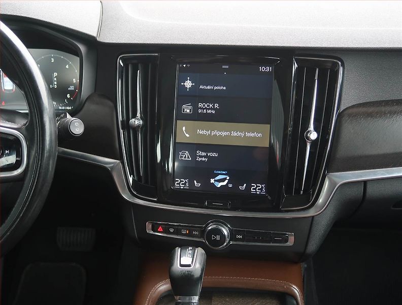 Volvo V90 (2019) Cross Country - fotka 12 z 29