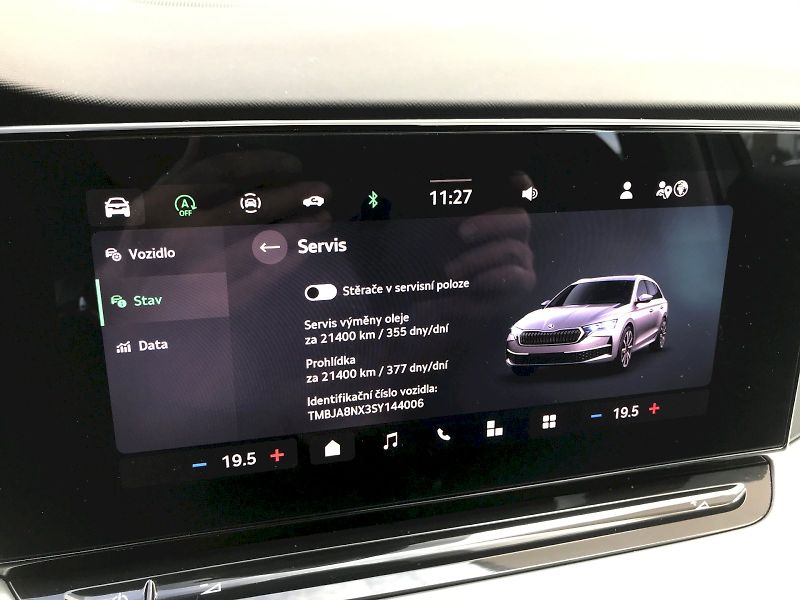 Škoda Octavia (2025) COMBI TOP SELECTION 1,5 TSI 85 - fotka 22 z 25