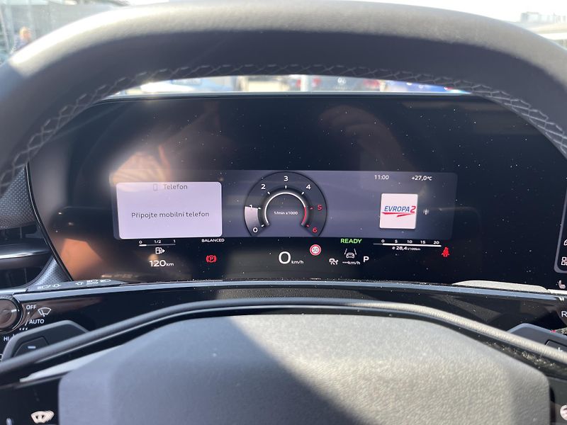 Audi Q3 SB 2.0TDI 110 KW 7DSG - fotka 13 z 26