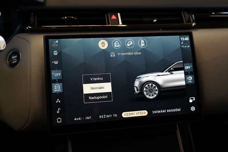 Land Rover Range Rover Velar D300 AWD Dynamic HSE, Vzduch - fotka 34 z 46