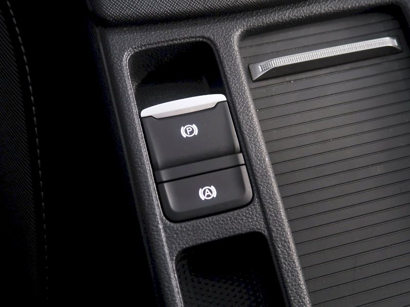 Škoda Octavia (2024) SELECTION 2.0TDI 85KW MATRIX - fotka 23 z 37
