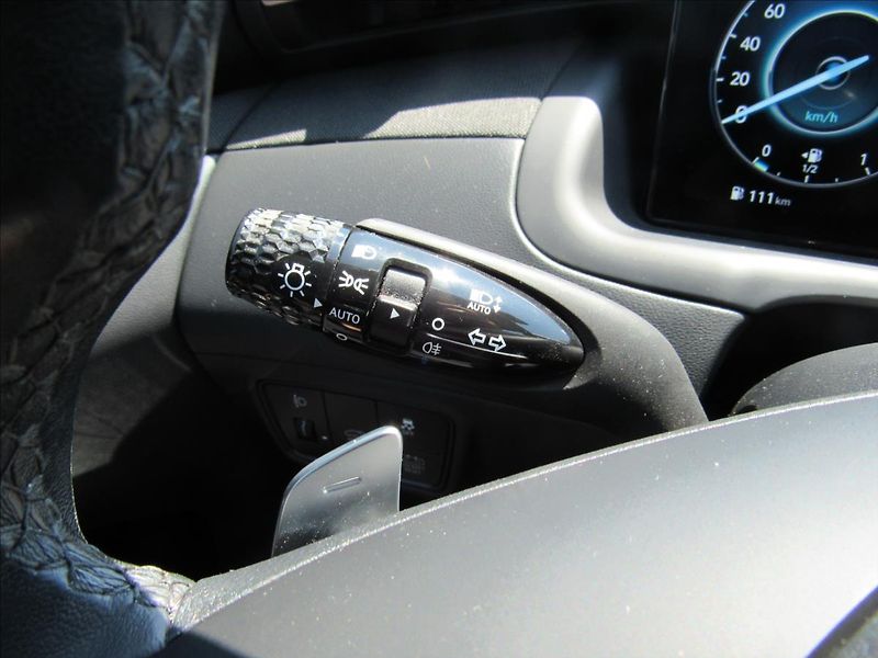 Hyundai Tucson 1,6 T GDI Mild Hybrid AWD AUT - fotka 24 z 37