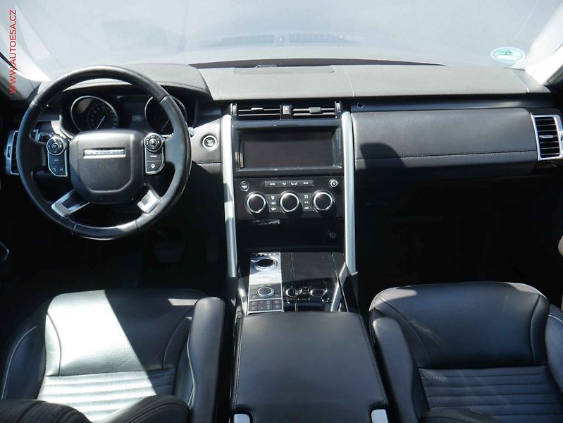 Land Rover Discovery (2017) 3.0TD6 4x4, 7míst, AT, navi - fotka 8 z 15