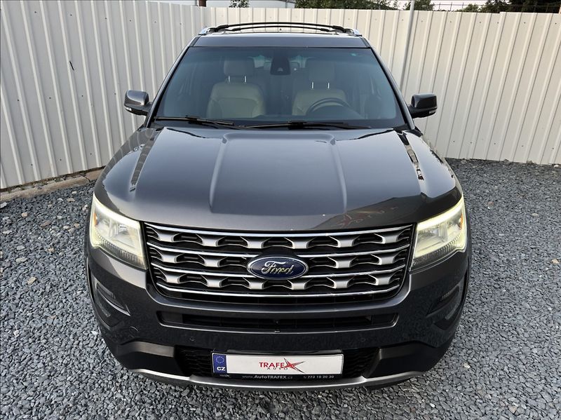 Ford Explorer 3,5 V6 268kW 4X4 PLATINUM - fotka 6 z 50