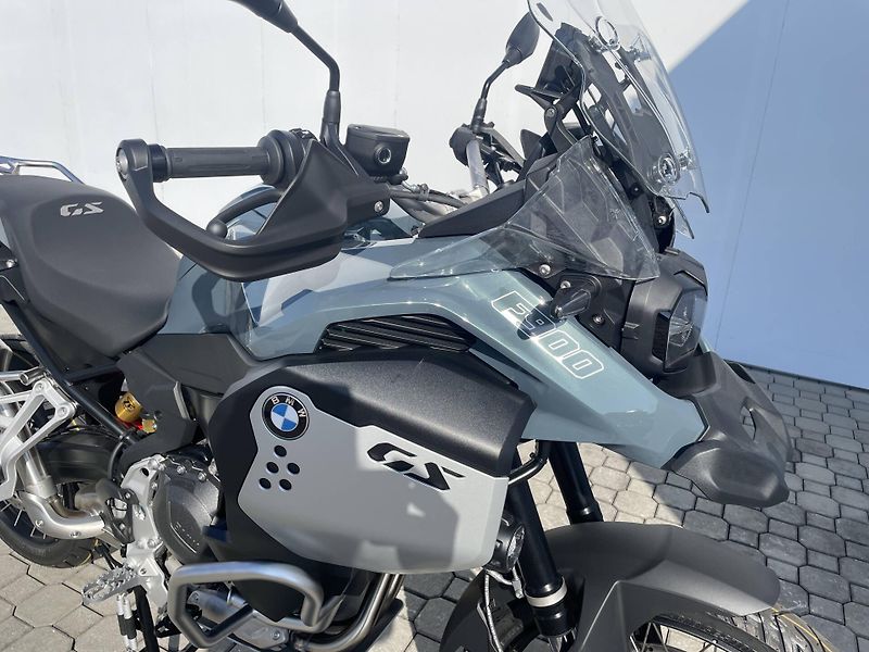 BMW (2026) F 900 GS ADVENTURE - fotka 4 z 13