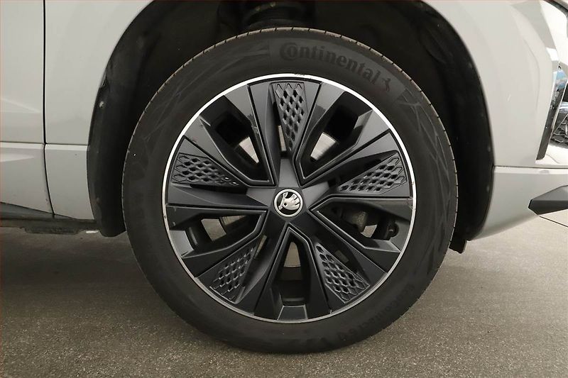 Škoda Karoq (2023) Sportline 2.0 TDI - fotka 17 z 17