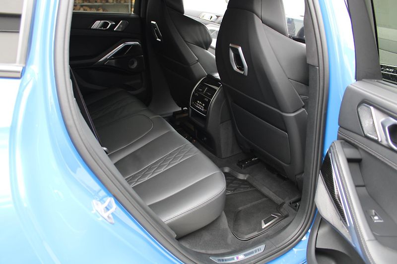 BMW X6 40d*M-sport*Karbon*Vzduch*B&W* - fotka 14 z 50