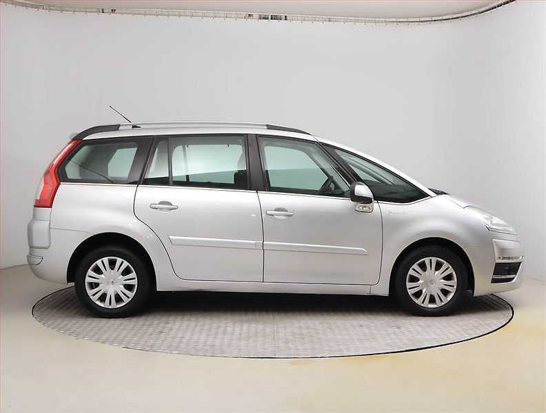Citroën C4 Picasso (2011) 2.0 HDI, 7 míst, Tempomat - fotka 6 z 19