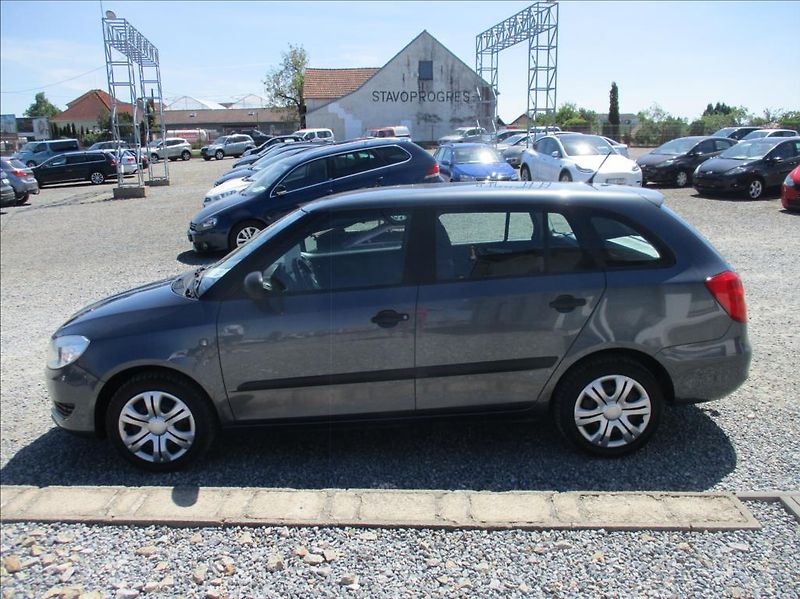 Škoda Fabia 1,2 TSI, 77kW, klima, tažné, - fotka 4 z 29