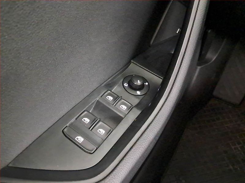 Škoda Superb (2016) 2.0 TDI, Automat, Serv.kniha - fotka 22 z 22