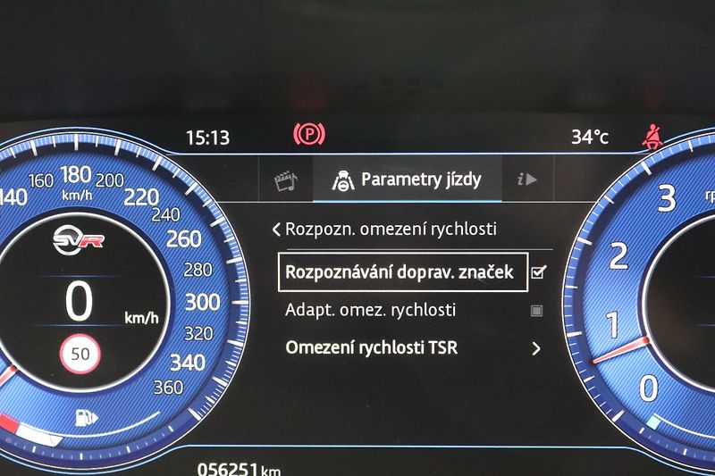 Jaguar F-Pace SVR 5.0 V8 AWD 405kW DPH - fotka 49 z 50