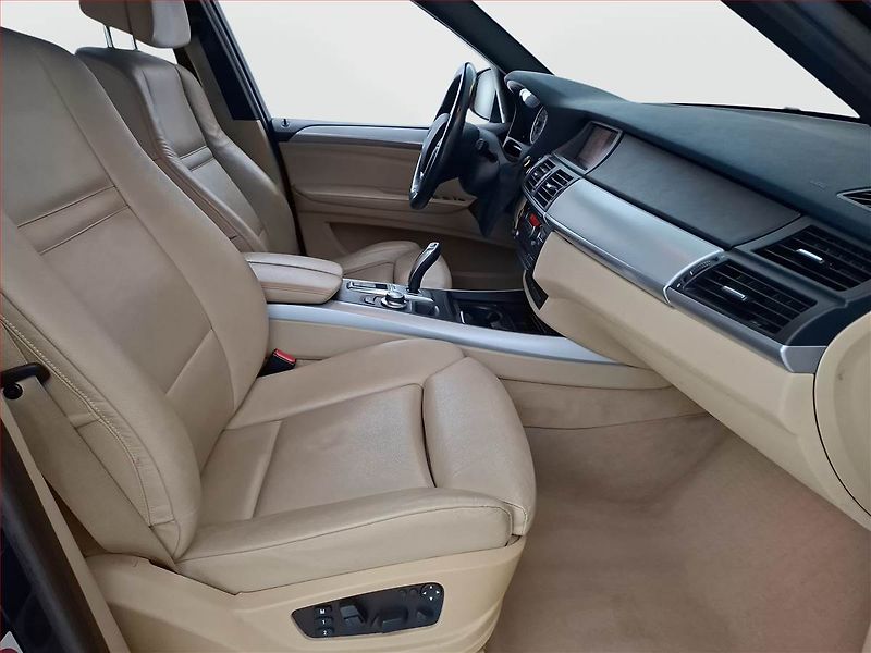 BMW X5 (2009) xDrive30d, 4X4, Automat, Navi - fotka 9 z 20