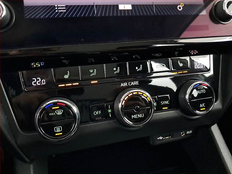 Škoda Octavia (2017) 1.6 TDI, Automat, Navi - fotka 17 z 23