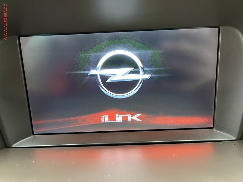 Opel Zafira (2016) 1.4T, ČR, AT, navi, park - fotka 16 z 24