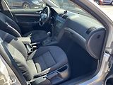 Škoda Octavia 2,0 TDi 103KW TAŽNÉ STK 7/2027 - náhled 10