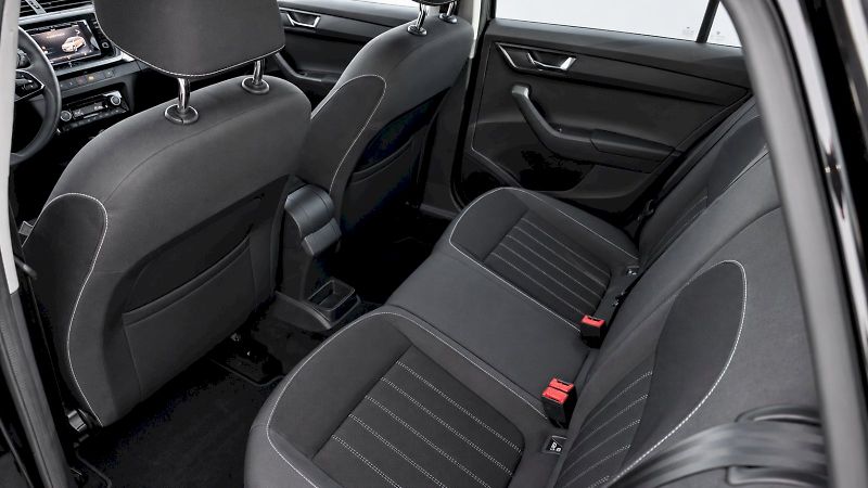 Škoda Fabia (2021) FAB COM STYLE 70TSI/1.0 M5F LE - fotka 12 z 27
