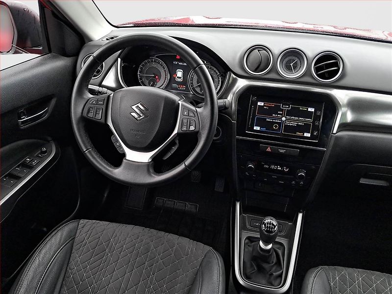 Suzuki Vitara (2019) 1.4 BoosterJet - fotka 7 z 19