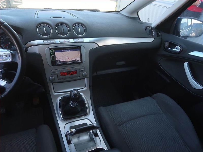 Ford S-MAX (2009) 2.0 TDCi, Serv.kniha, Navi - fotka 8 z 12