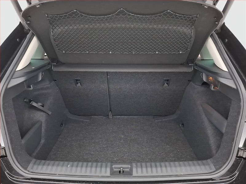 Škoda Kamiq (2025) 1.0 TSI - fotka 14 z 22