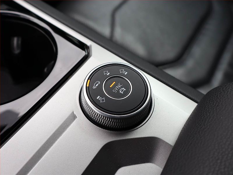 Volkswagen Touareg (2020) 3.0 TDI - fotka 19 z 24