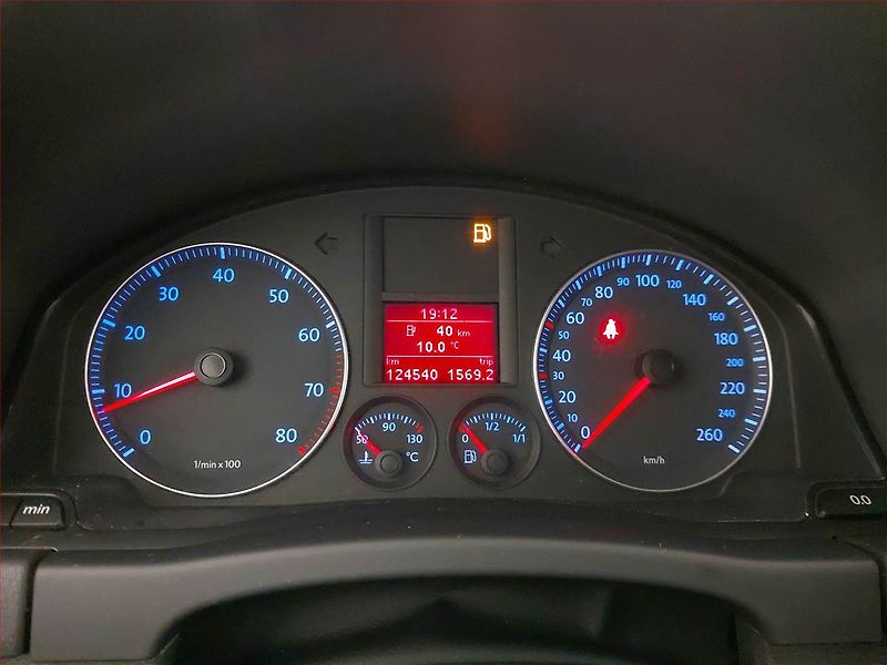 Volkswagen Golf Plus (2008) 1.4 TSI, Serv.kniha - fotka 11 z 17