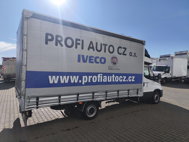 Iveco Daily Valník s plachtou - fotka 4 z 7