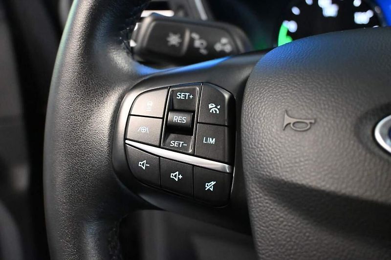 Ford Kuga (2020) 2.5 LED ACC Kamera BO Kamera D - fotka 13 z 38