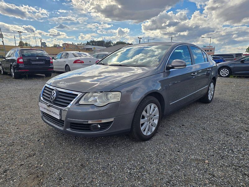 Volkswagen Passat (2005) 2.0 TDi 103KW Comfort - fotka 3 z 23