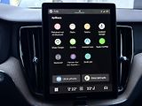 Volvo XC60 B5 AWD // PLUS DARK + sada kol - náhled 26