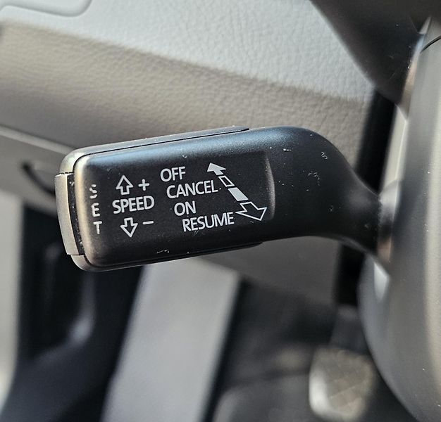 Volkswagen Passat 2.0 TDI 103kW,TEMPOMAT,SERVIS - fotka 28 z 50