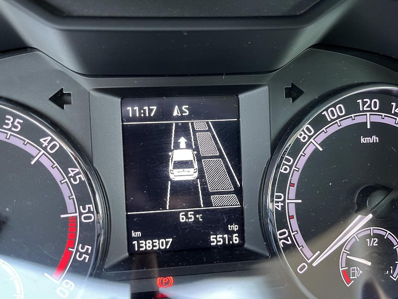 Škoda Octavia (2020) 2.0TDI NAVI*NEZ*TOPENÍ*TAŽNÉ ! - fotka 17 z 35
