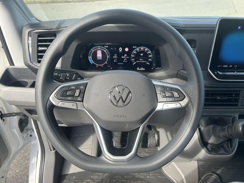 Volkswagen Crafter 2.0 TDI - fotka 15 z 24