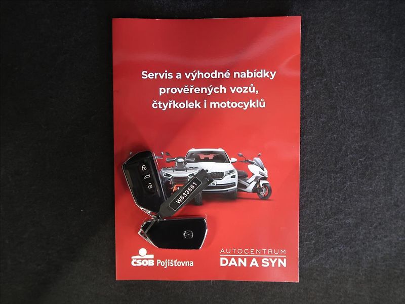 Volkswagen Golf 1,5 TSI Life 1.majitel CZ - fotka 34 z 40