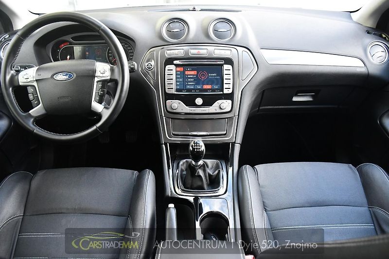Ford Mondeo 2.0TDCi NAVI PDC - fotka 21 z 44